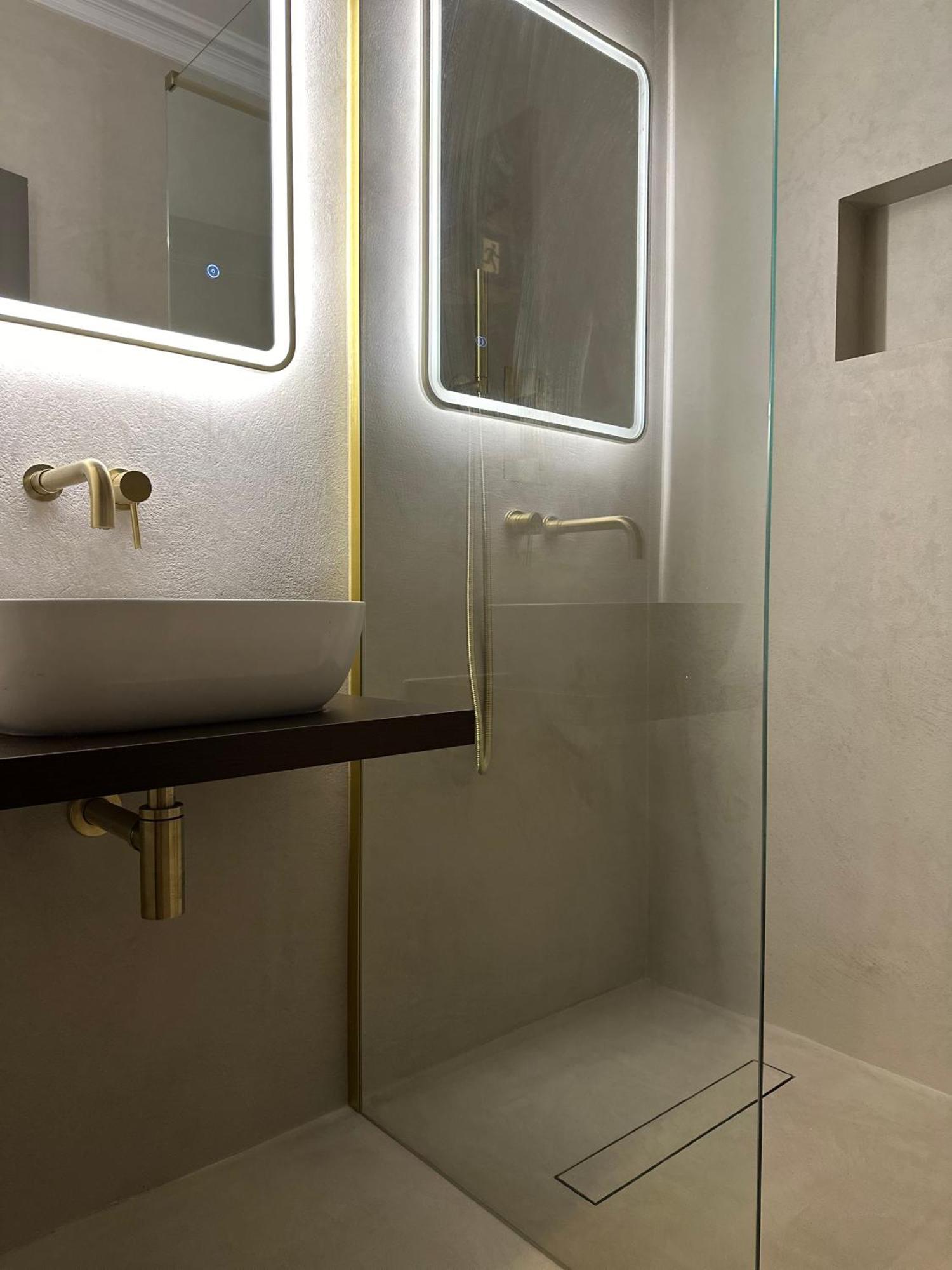 Magistrates Penthouse Suite - Town Centre Apartments With Spa Morpeth Exterior photo