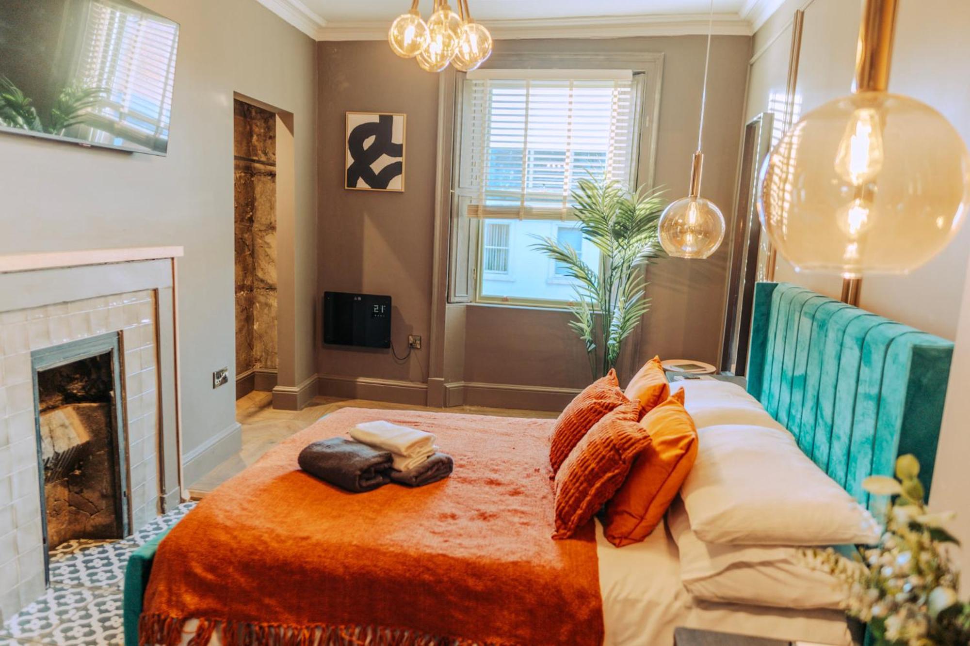 Magistrates Penthouse Suite - Town Centre Apartments With Spa Morpeth Exterior photo