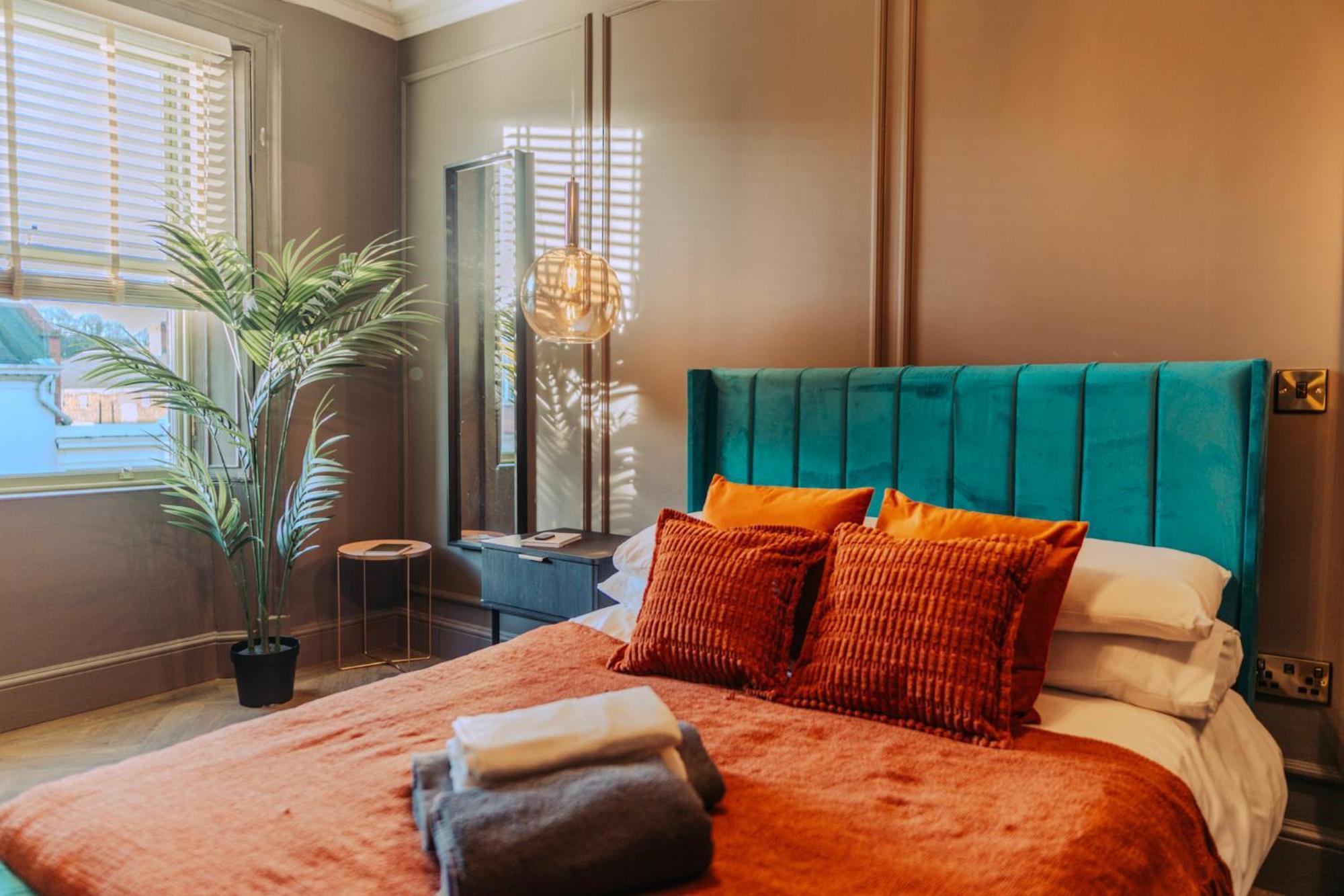 Magistrates Penthouse Suite - Town Centre Apartments With Spa Morpeth Exterior photo