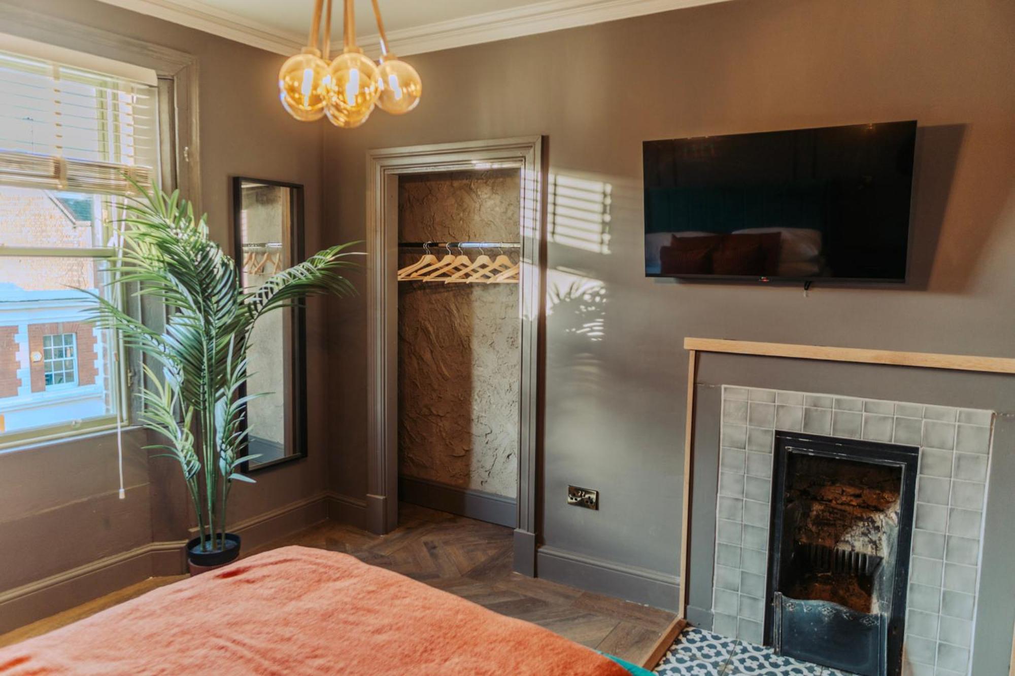 Magistrates Penthouse Suite - Town Centre Apartments With Spa Morpeth Exterior photo