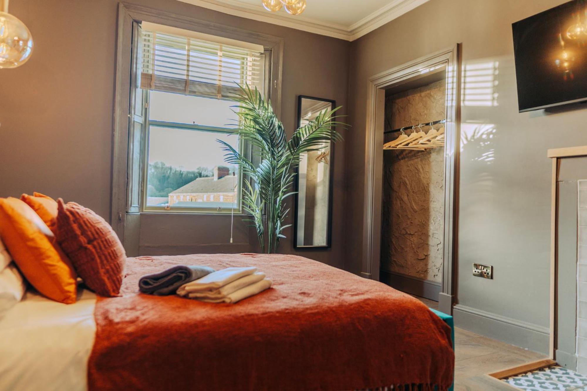 Magistrates Penthouse Suite - Town Centre Apartments With Spa Morpeth Exterior photo